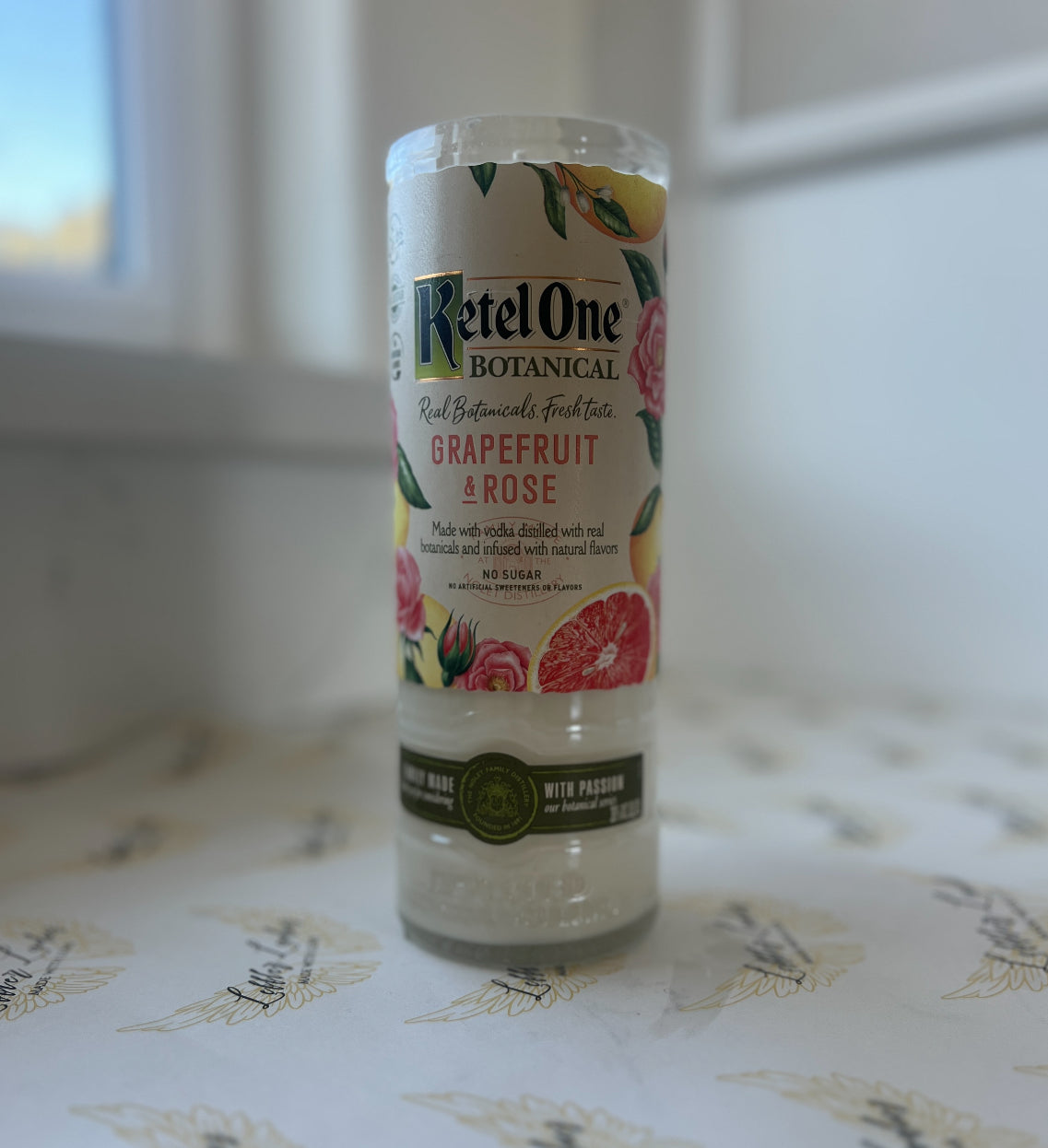 Ketal One Candle - Rosy Petals