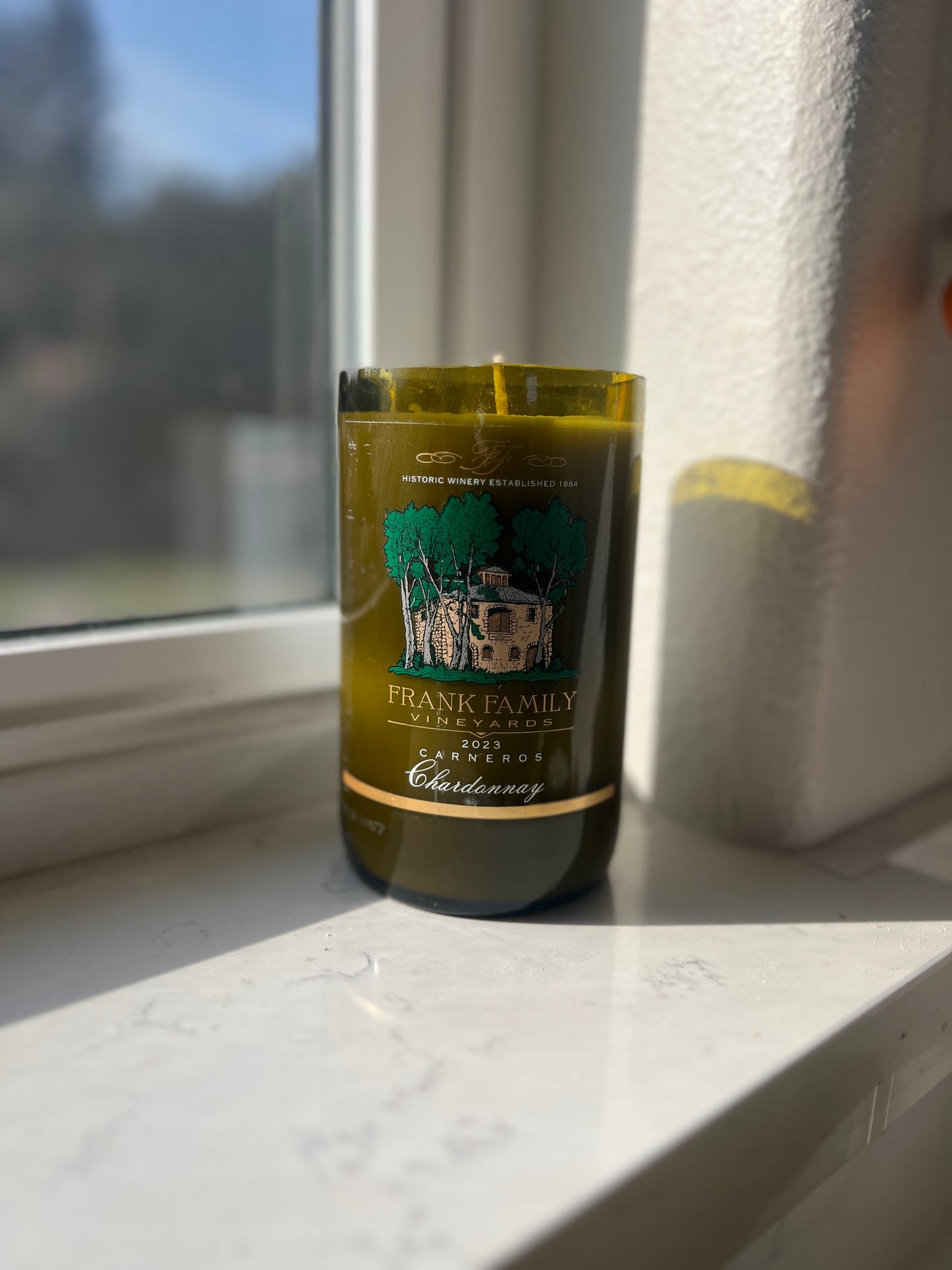 Frank Family Candle - Lilly of the Valley